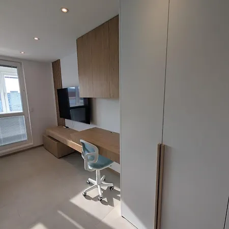 12th-floor For Digital Nomads